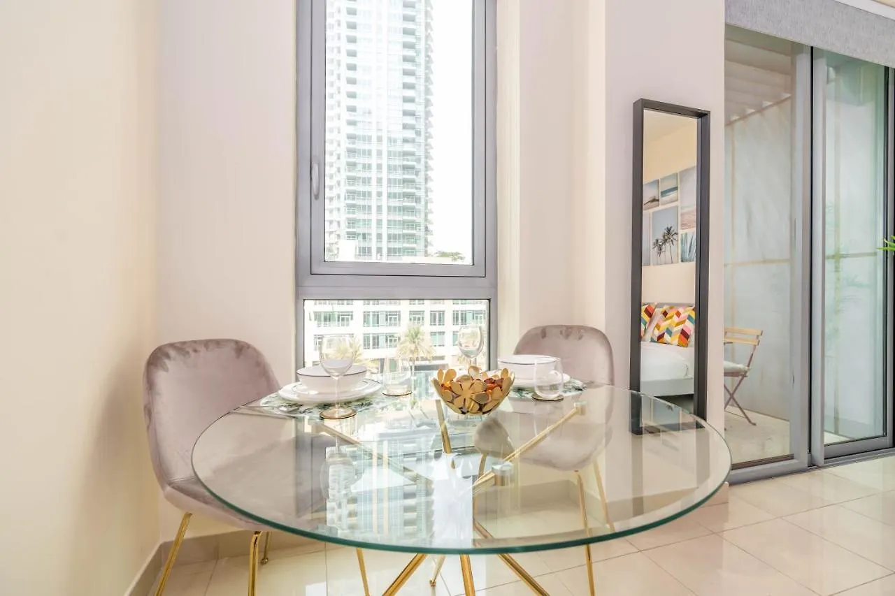 Luxbnb Standpoint Tower Blvd Views Apartment Dubai United Arab Emirates